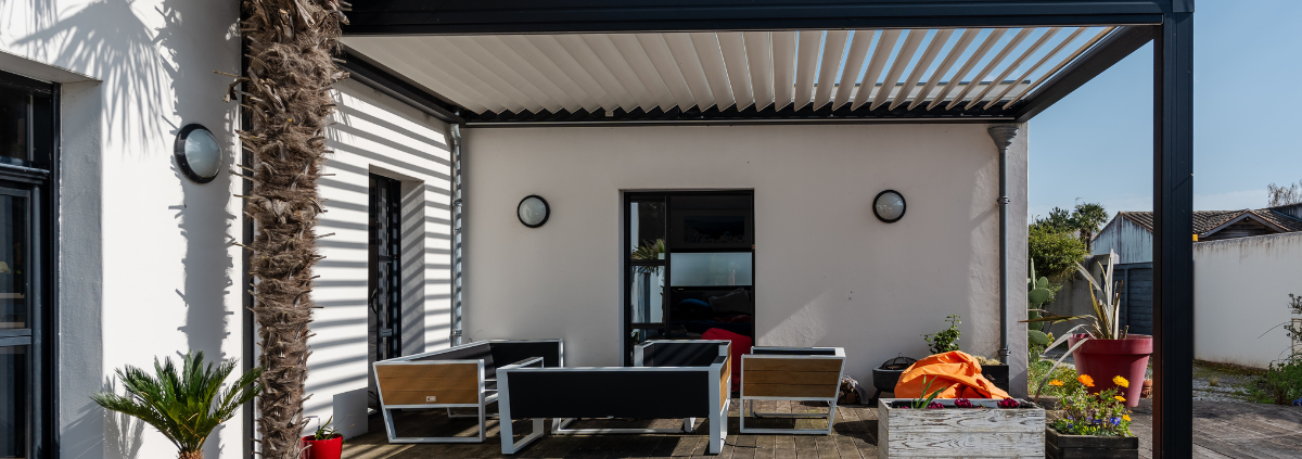 Ventajas de instalar techos de aluminio en viviendas en Valencia